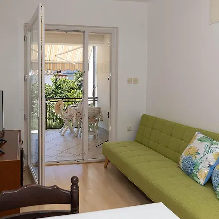 Malerisches Nur 150 Meter Zum Mit Privatparkplatz, Grill, Klima * Crikvenica
