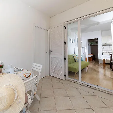 Malerisches Nur 150 Meter Zum Mit Privatparkplatz, Grill, Klima Crikvenica