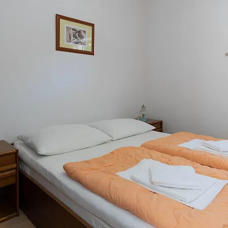 Malerisches Nur 150 Meter Zum Mit Privatparkplatz, Grill, Klima Apartmán *