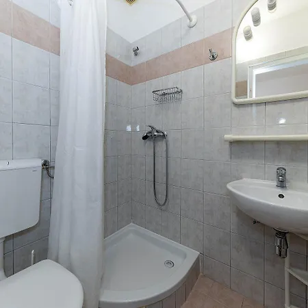Malerisches Nur 150 Meter Zum Mit Privatparkplatz, Grill, Klima Apartmán Crikvenica