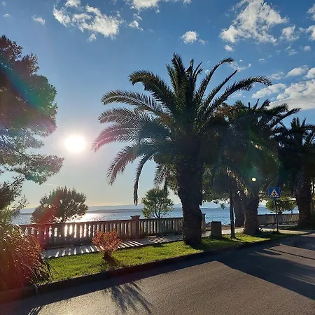 Malerisches Nur 150 Meter Zum Mit Privatparkplatz, Grill, Klima Crikvenica