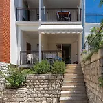 Malerisches Nur 150 Meter Zum Mit Privatparkplatz, Grill, Klima Crikvenica